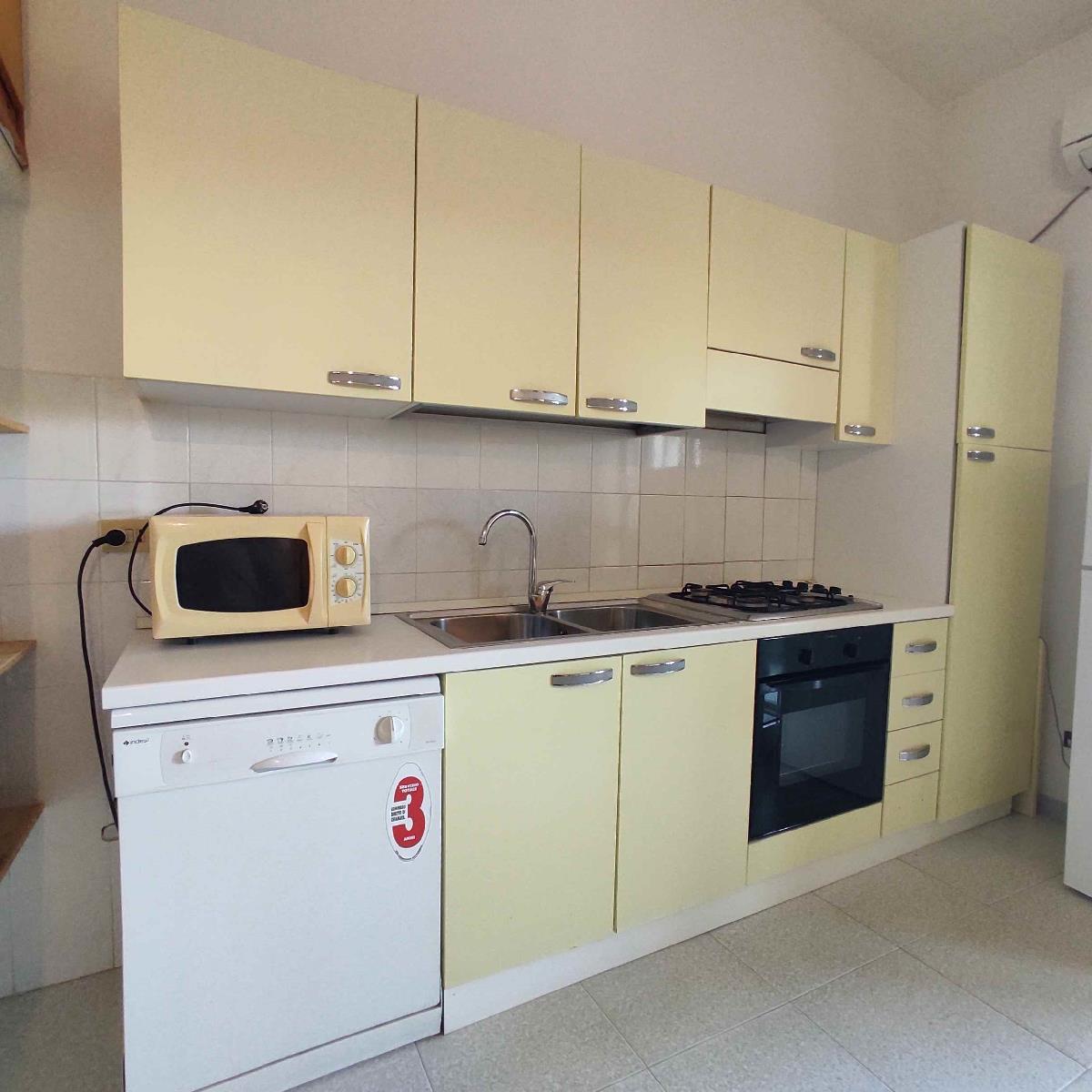 Cucina via carbo Casa al mare2 Budoni Sardegna