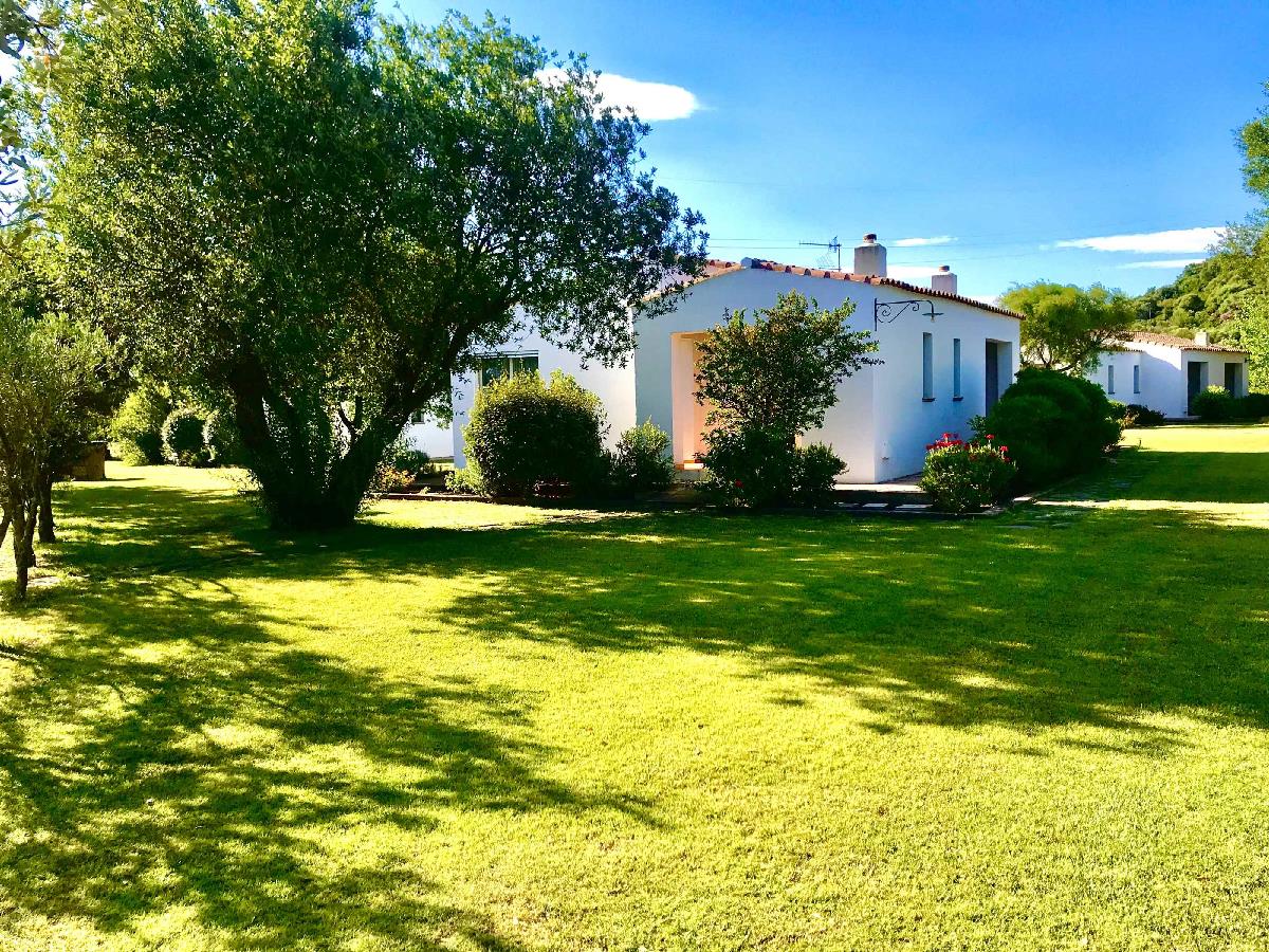 Giardino Agriturismo Li Scopi  san teodoro Sardegna