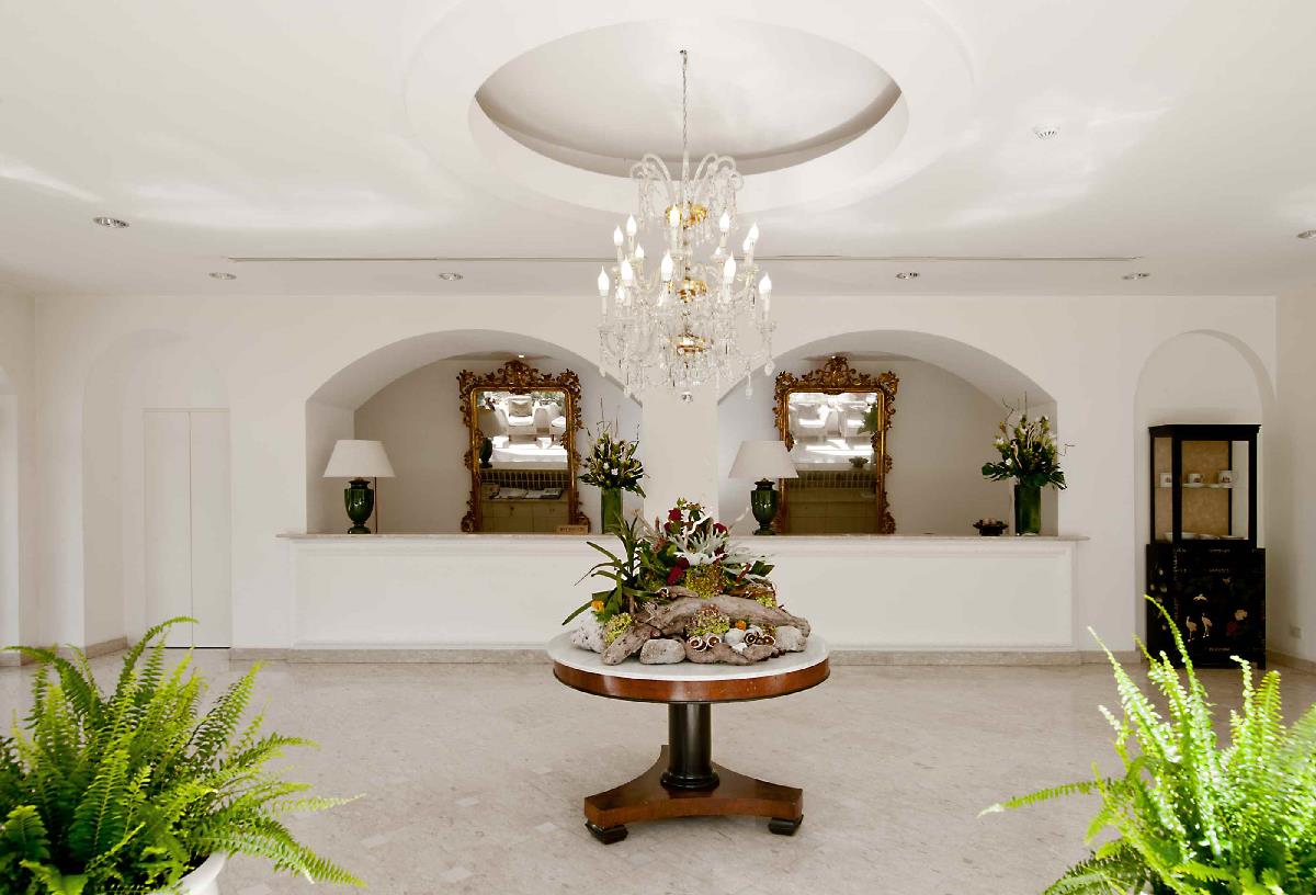 Ingresso Immobile Hotel dei Congressi  Castellammare di Stabia CAMPANIA