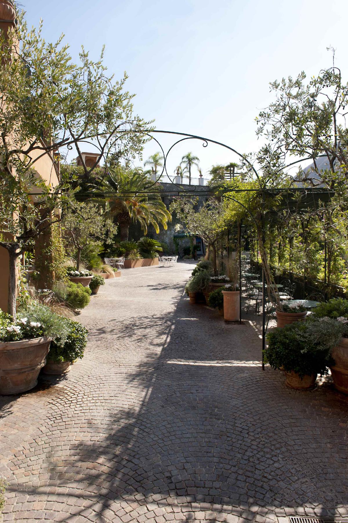 Giardino Hotel dei Congressi  Castellammare di Stabia CAMPANIA